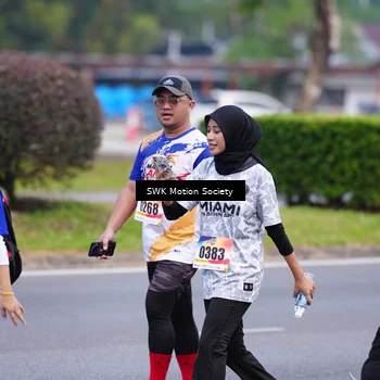 Runner Photo 8246258
