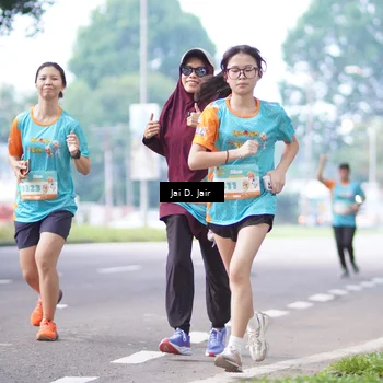 Runner Photo 8246279