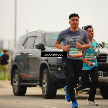 Runner Photo 8246305
