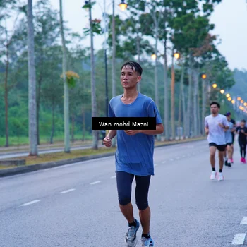 Runner Photo 8246329