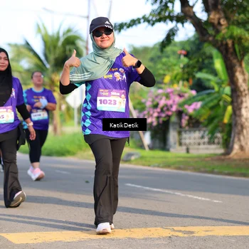 Runner Photo 8246334