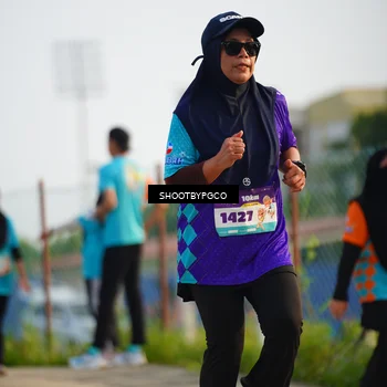 Runner Photo 8246360