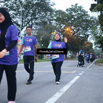 Runner Photo 8246471