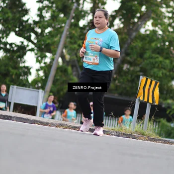 Runner Photo 8246477