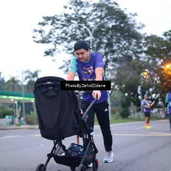 Runner Photo 8246533