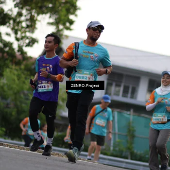 Runner Photo 8246562
