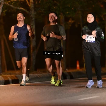 Runner Photo 8246580