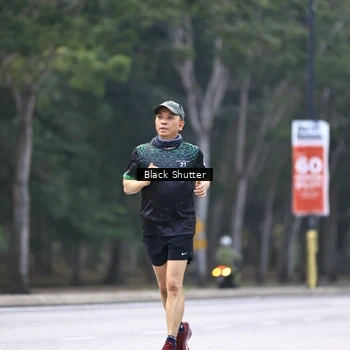 Runner Photo 8246636