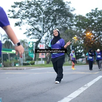 Runner Photo 8246677