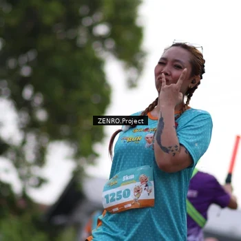 Runner Photo 8246687