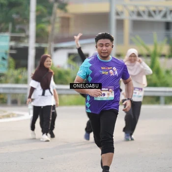 Runner Photo 8246713