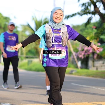 Runner Photo 8246739