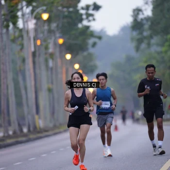 Runner Photo 8246749