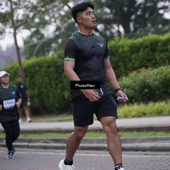 Runner Photo 8246843