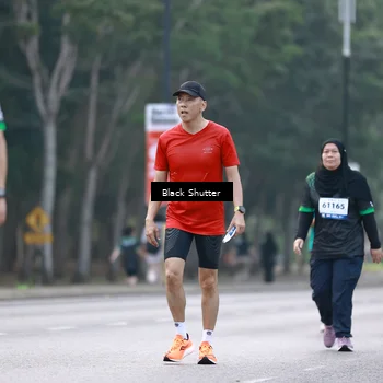 Runner Photo 8246921