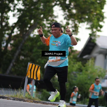 Runner Photo 8246925