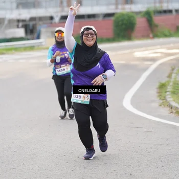 Runner Photo 8247003