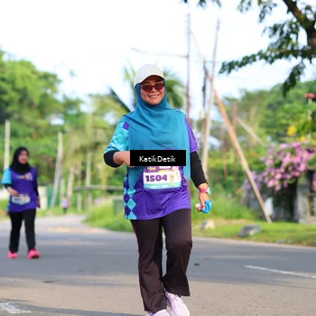 Runner Photo 8247030