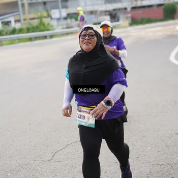 Runner Photo 8247041