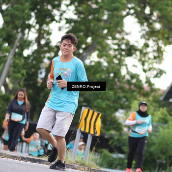 Runner Photo 8247068