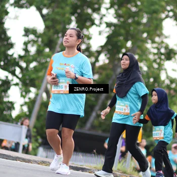 Runner Photo 8247097