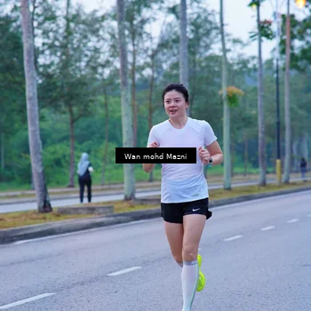 Runner Photo 8247101