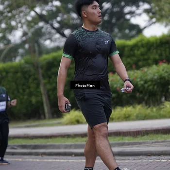 Runner Photo 8247111