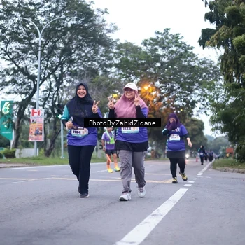 Runner Photo 8247134