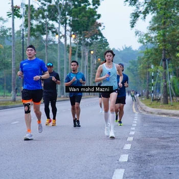 Runner Photo 8247152