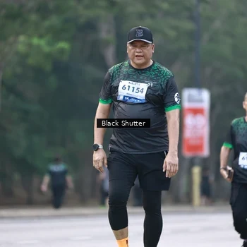 Runner Photo 8247171