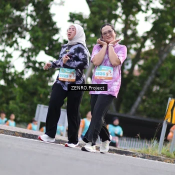 Runner Photo 8247186