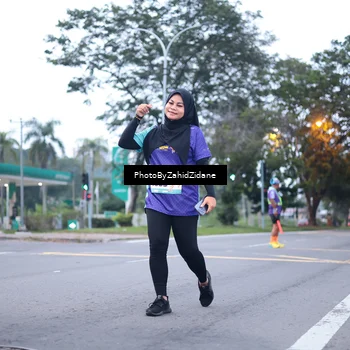 Runner Photo 8247351