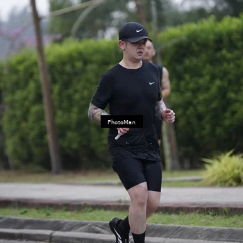 Runner Photo 8247359