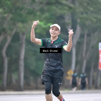 Runner Photo 8247361