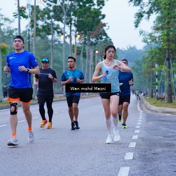 Runner Photo 8247426