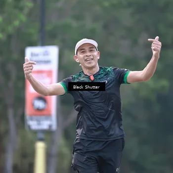 Runner Photo 8247436