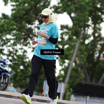 Runner Photo 8247595