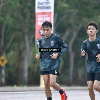 Runner Photo 8247672