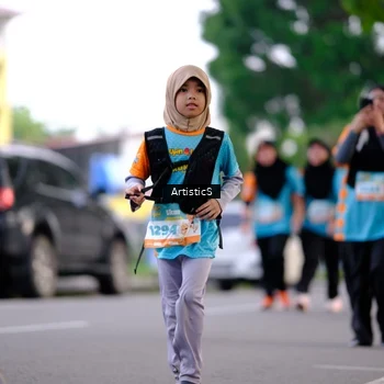 Runner Photo 8247811