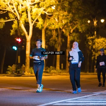 Runner Photo 8247849