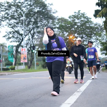 Runner Photo 8247859