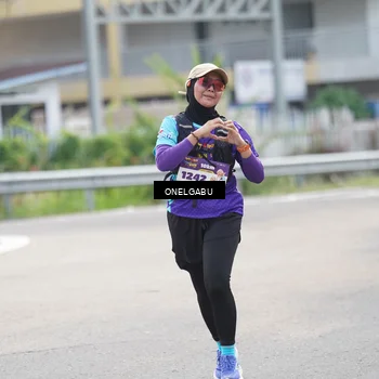 Runner Photo 8247873
