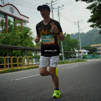 Runner Photo 8247915