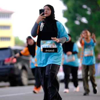 Runner Photo 8248021