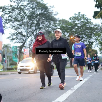Runner Photo 8248039