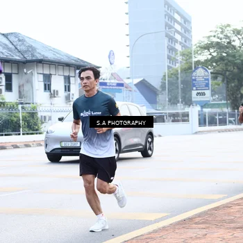 Runner Photo 8248050