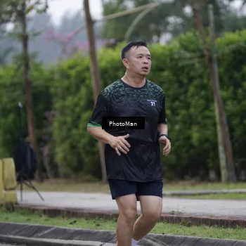 Runner Photo 8248063