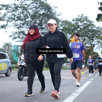 Runner Photo 8248084