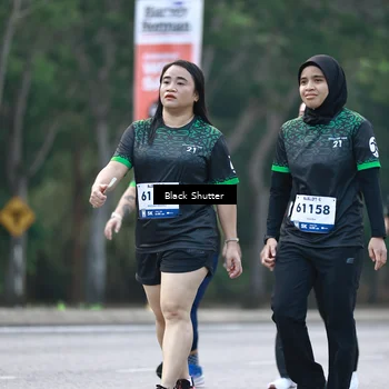 Runner Photo 8248098
