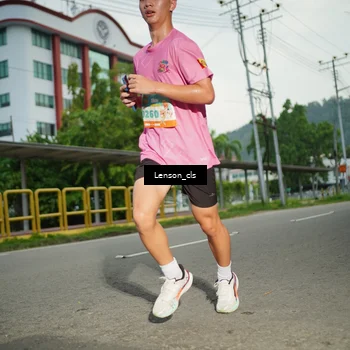 Runner Photo 8248114